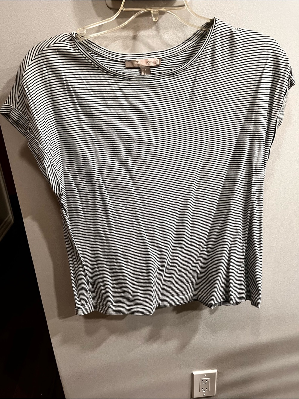 Forever 21 Black and White Striped Short Sleeve Tee